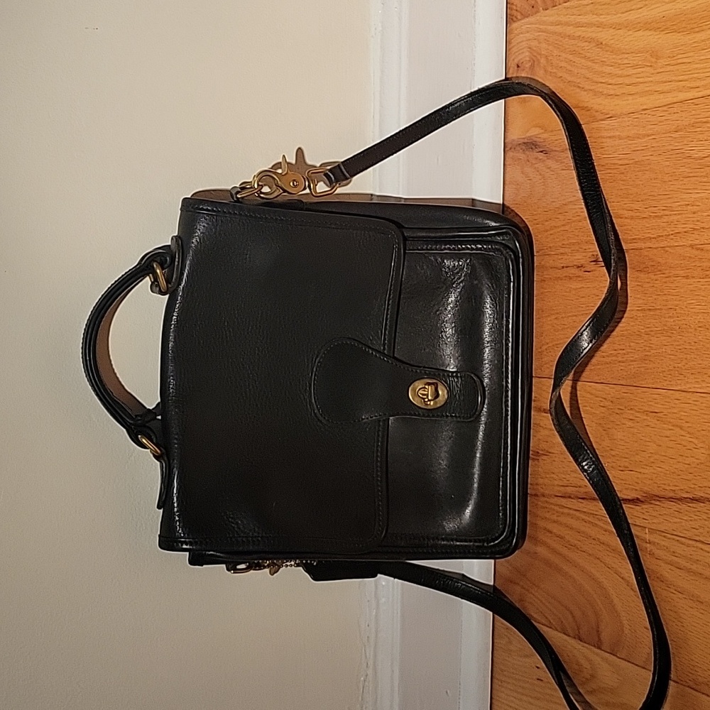 Coach vintage black purse satchel